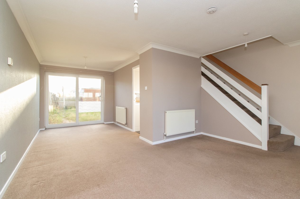 Properties Under Offer in Halstead Gardens Margate