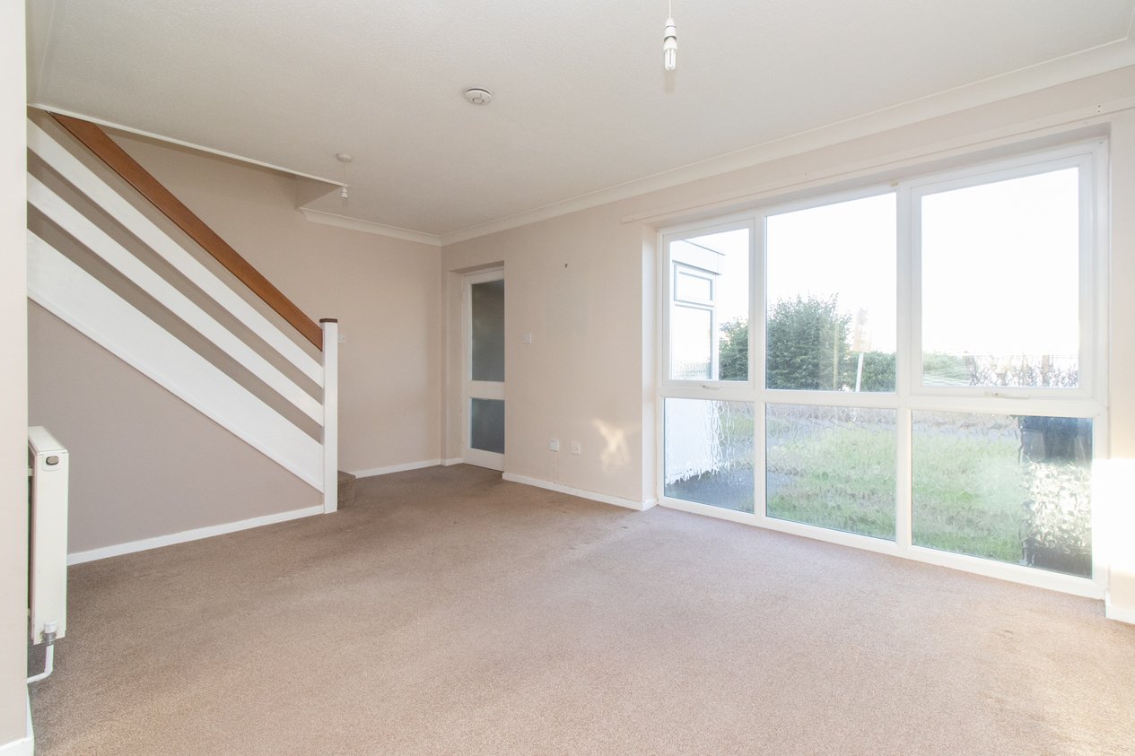 Properties Under Offer in Halstead Gardens Margate