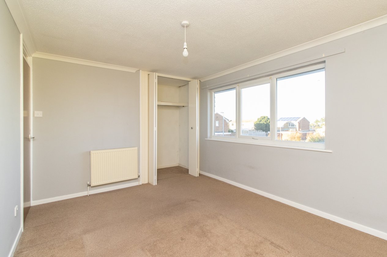 Properties Under Offer in Halstead Gardens Margate