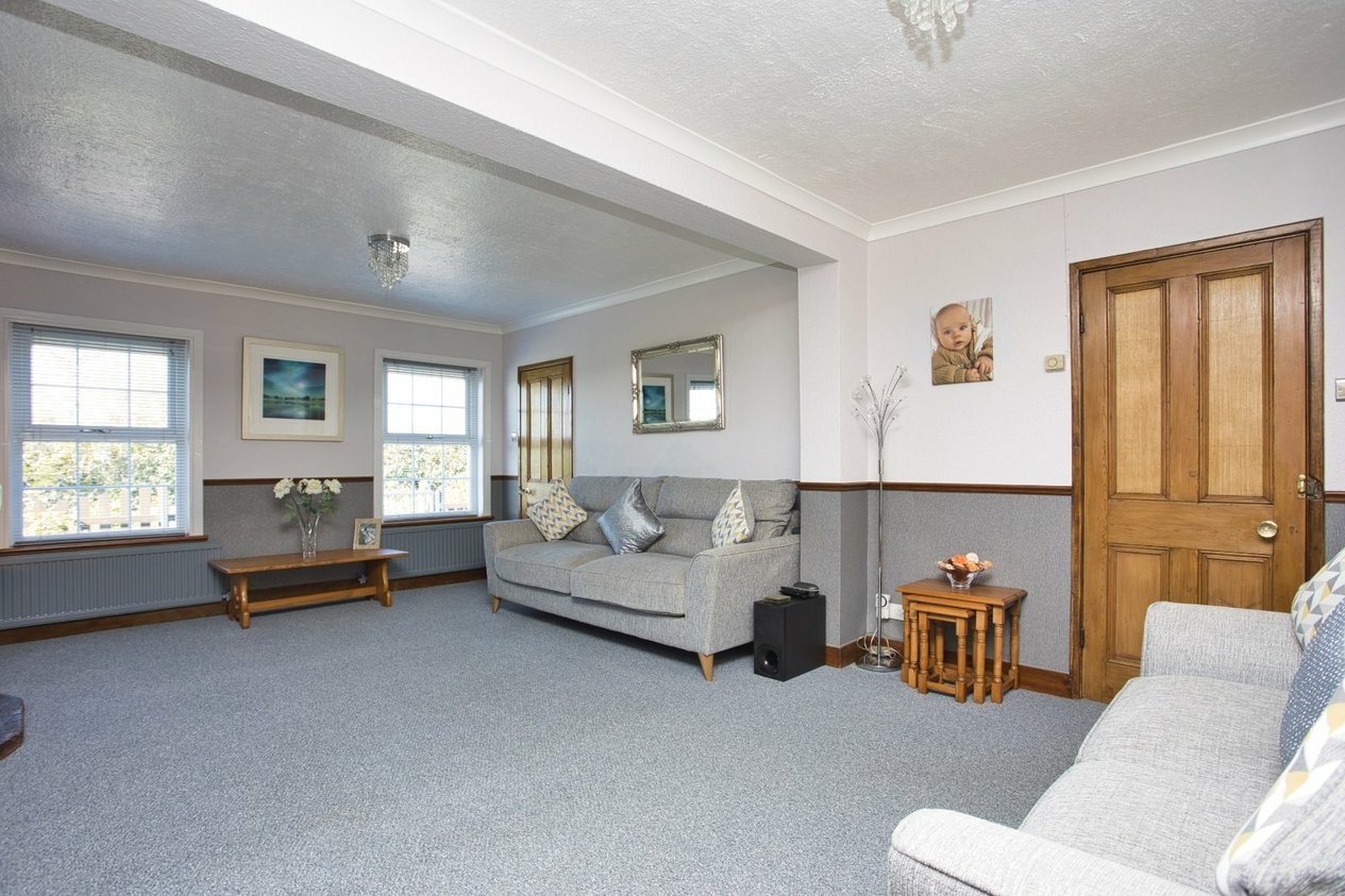 Properties For Sale in Ham Farm Cottages Deal