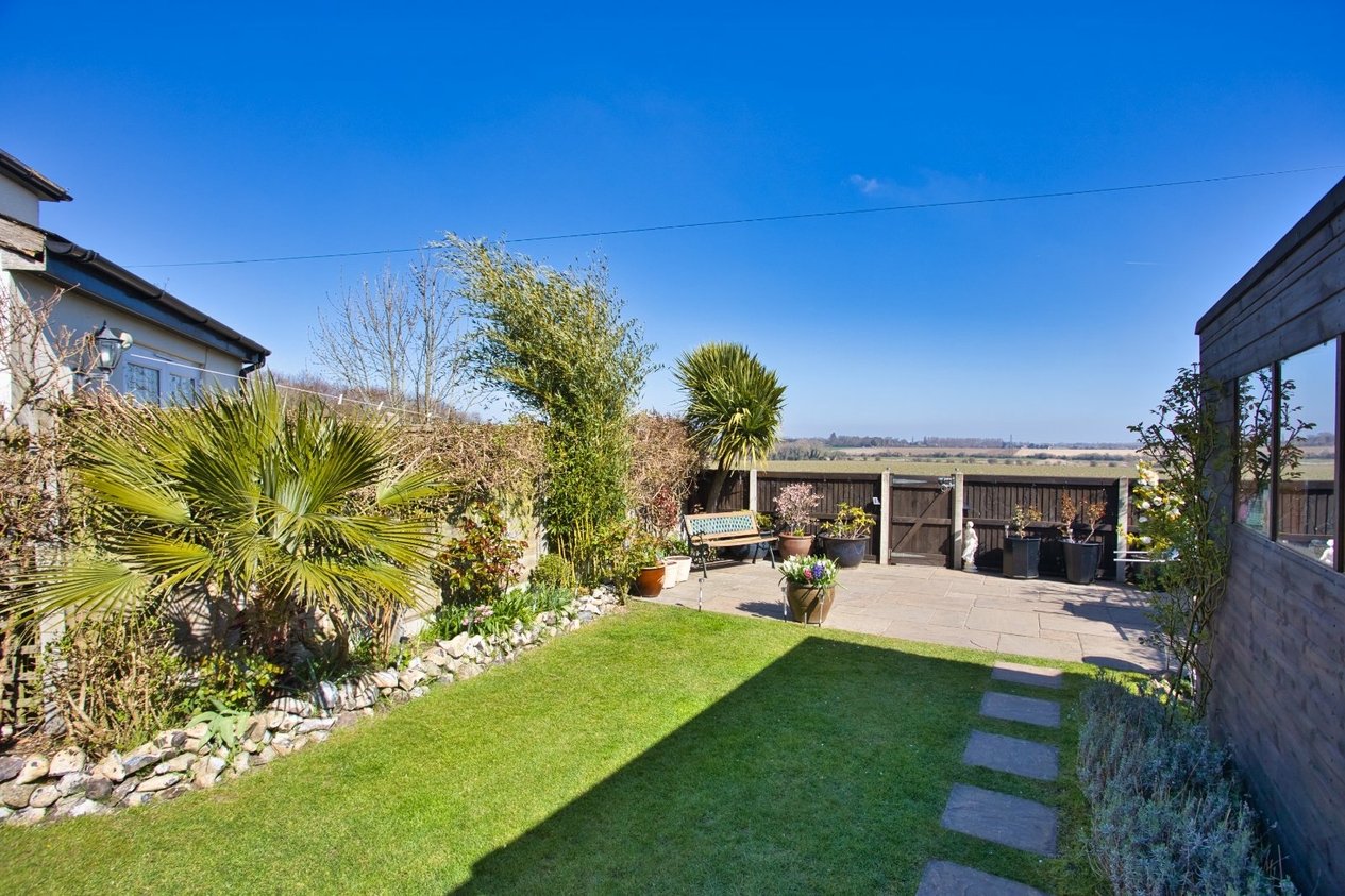 Properties For Sale in Ham Farm Cottages Deal