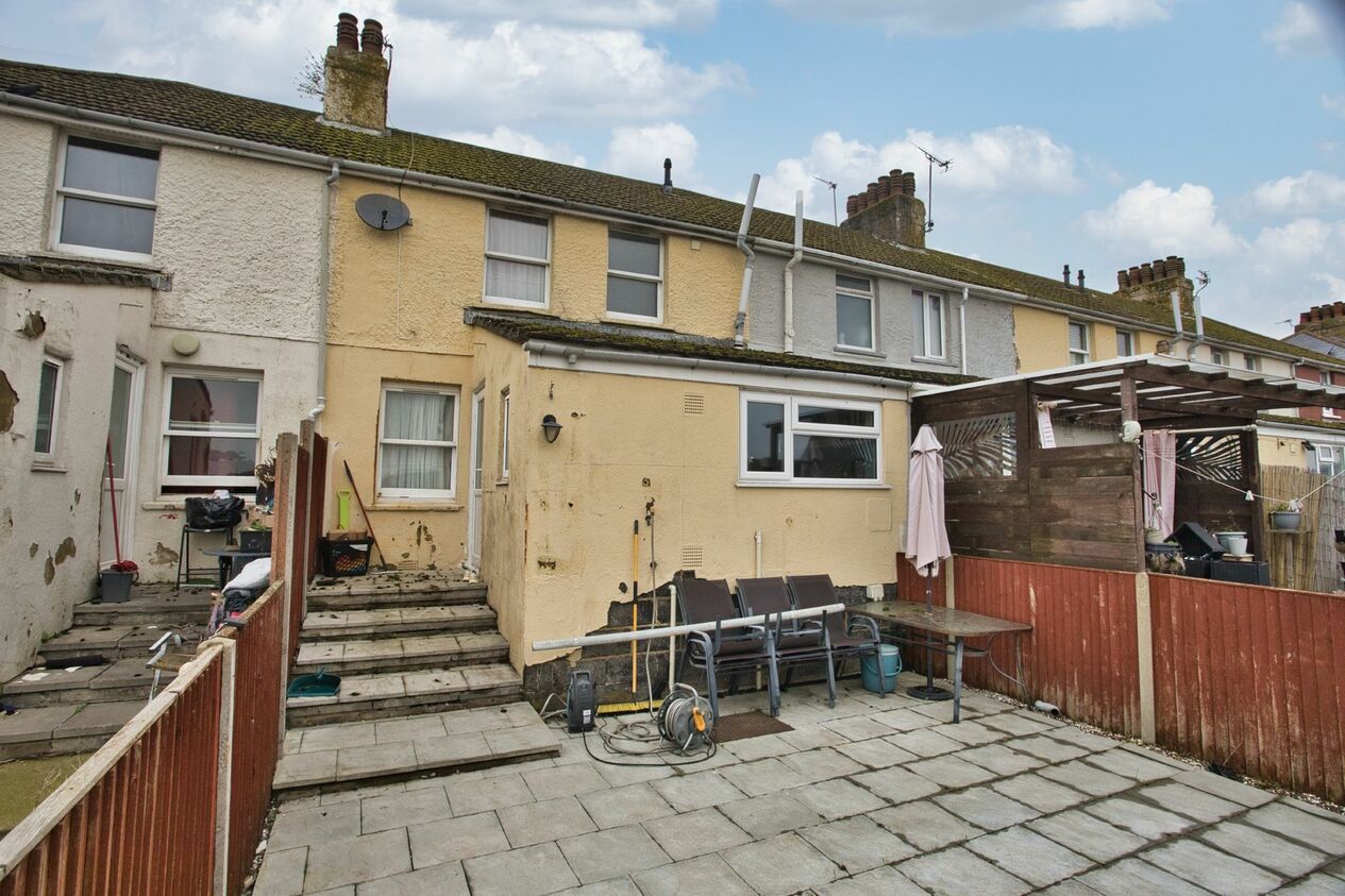Properties Sold Subject To Contract in Hamilton Road  Dover