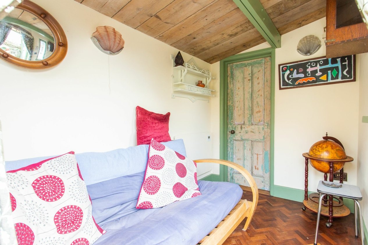 Properties For Sale in Hamilton Road  Whitstable
