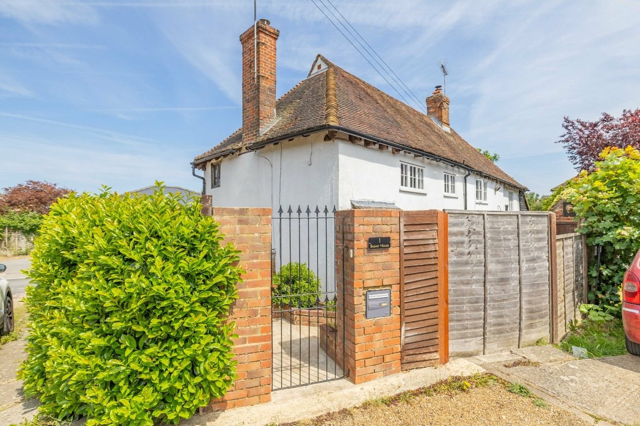 Properties For Sale in Hampden Lane Ashford