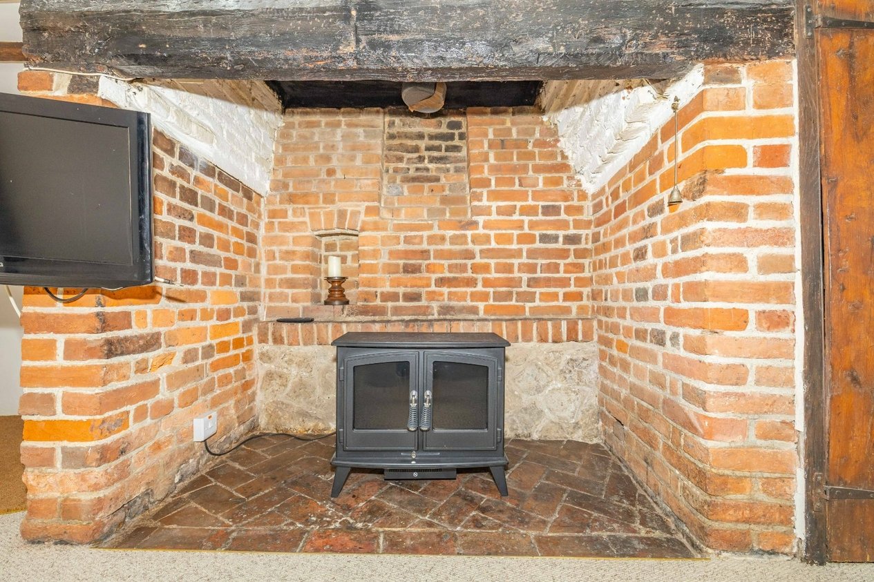 Properties For Sale in Hampden Lane Ashford