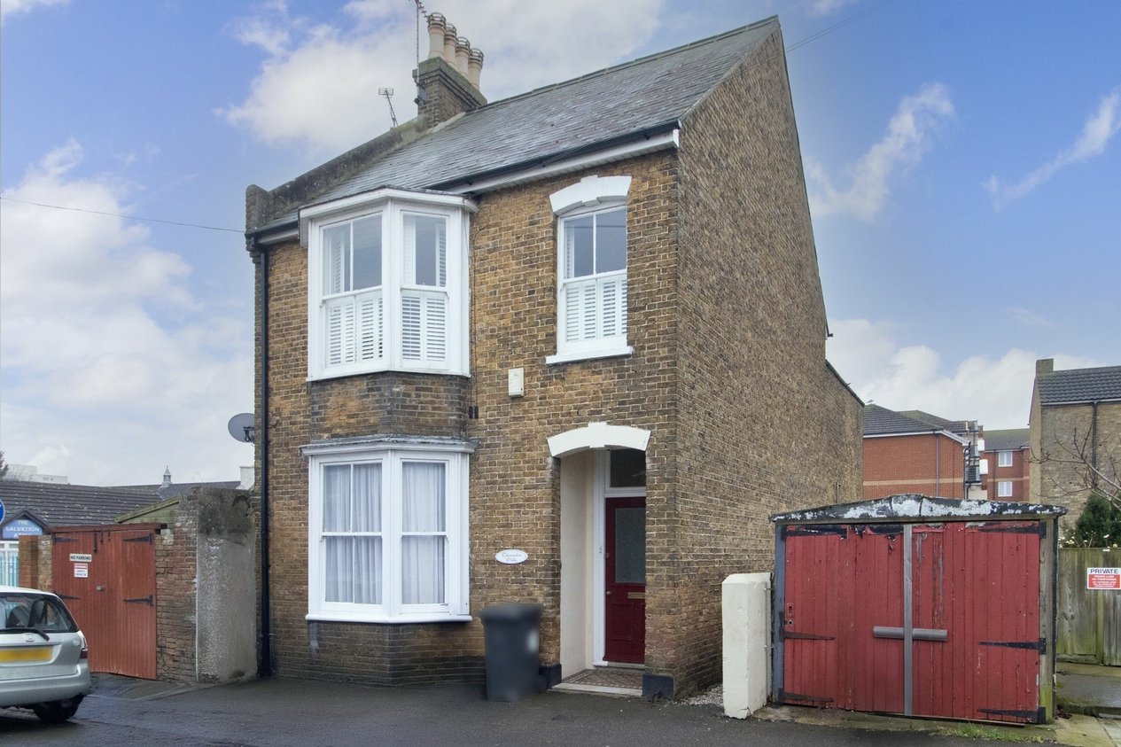 Properties For Sale in Hanover Street  Clarendon Villa Hanover Street