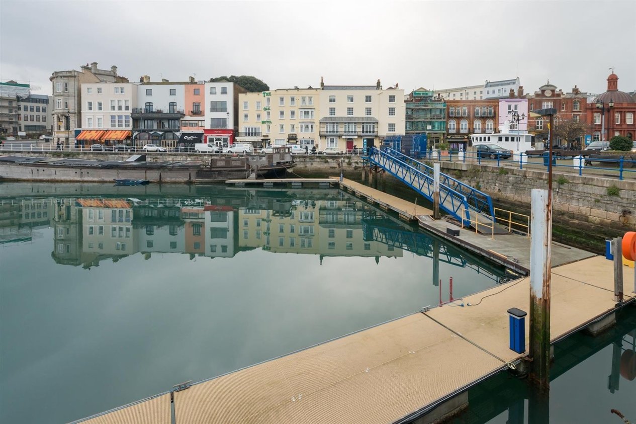 Properties To Let in Harbour Parade  Ramsgate