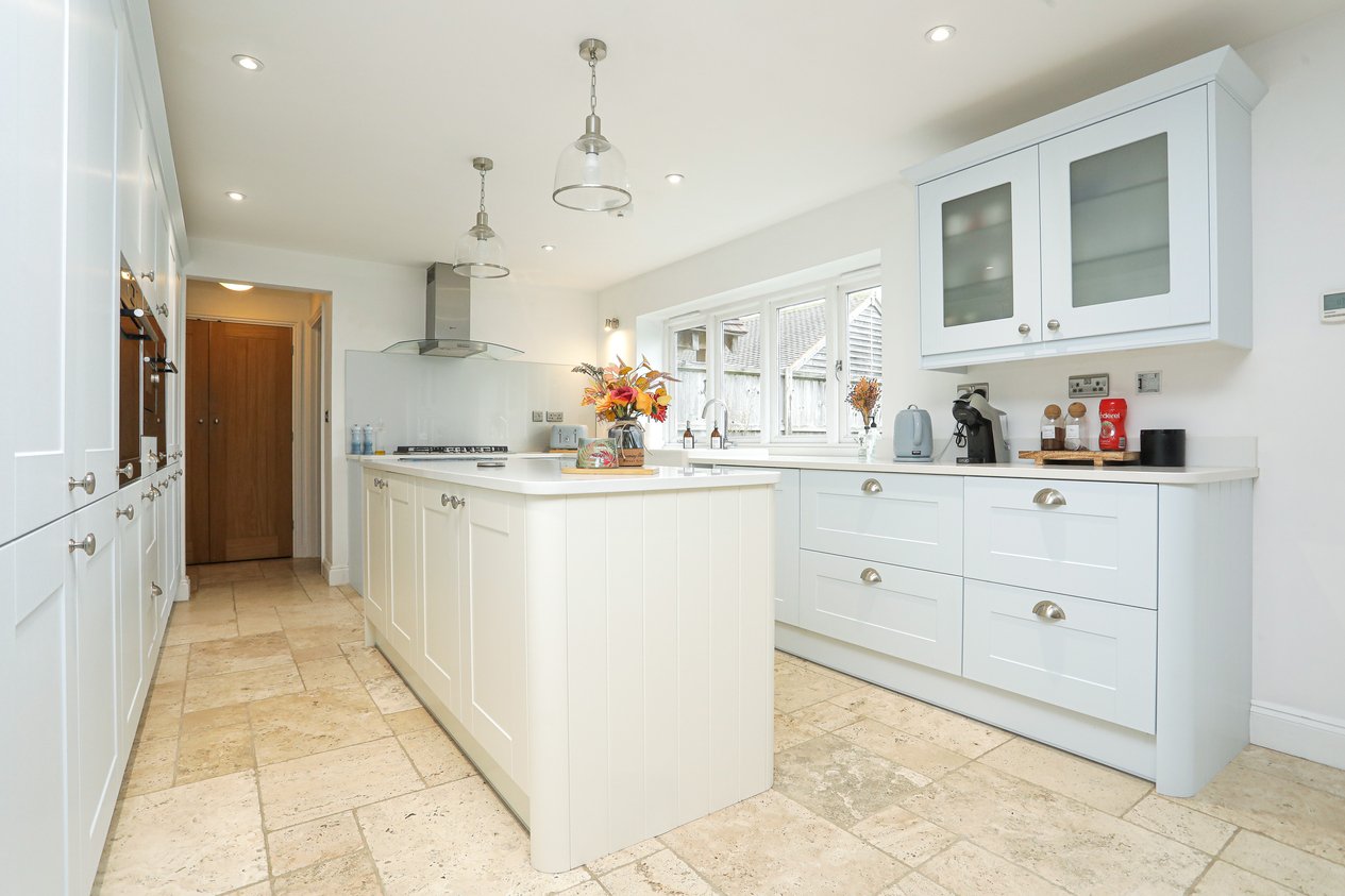 Properties Sold in Hardres Court Road Lower Hardres