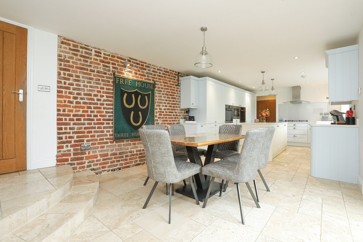 Properties Sold in Hardres Court Road Lower Hardres