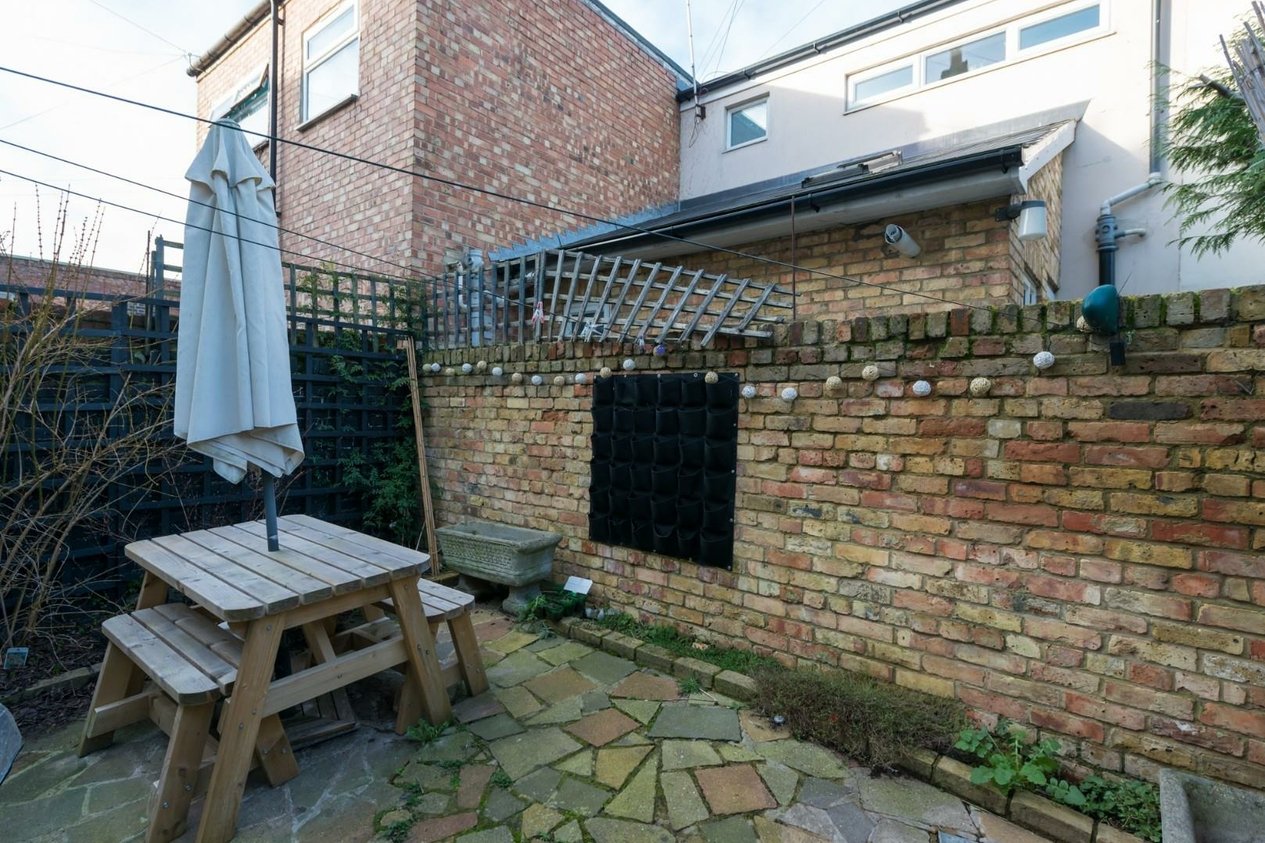 Properties For Sale in Hardres Street Ramsgate