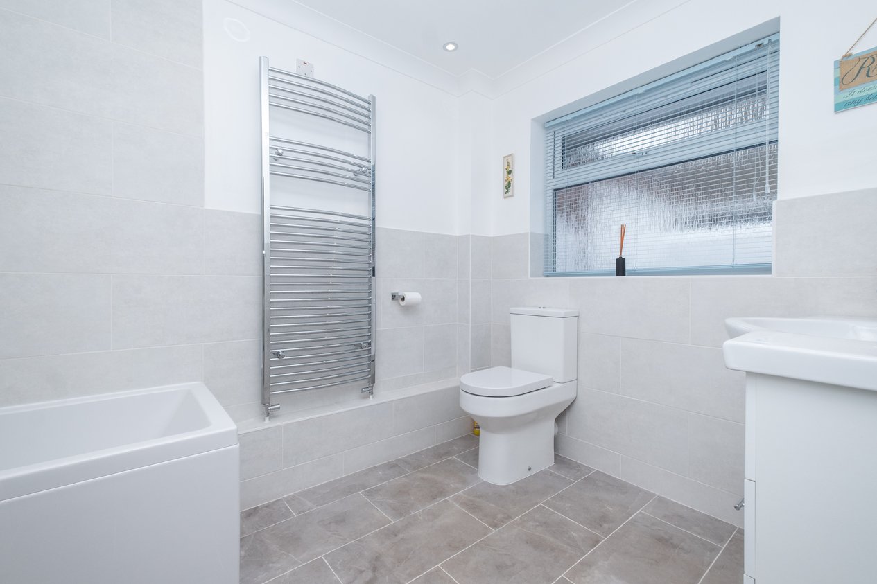 Properties For Sale in Hardy Road New Romney