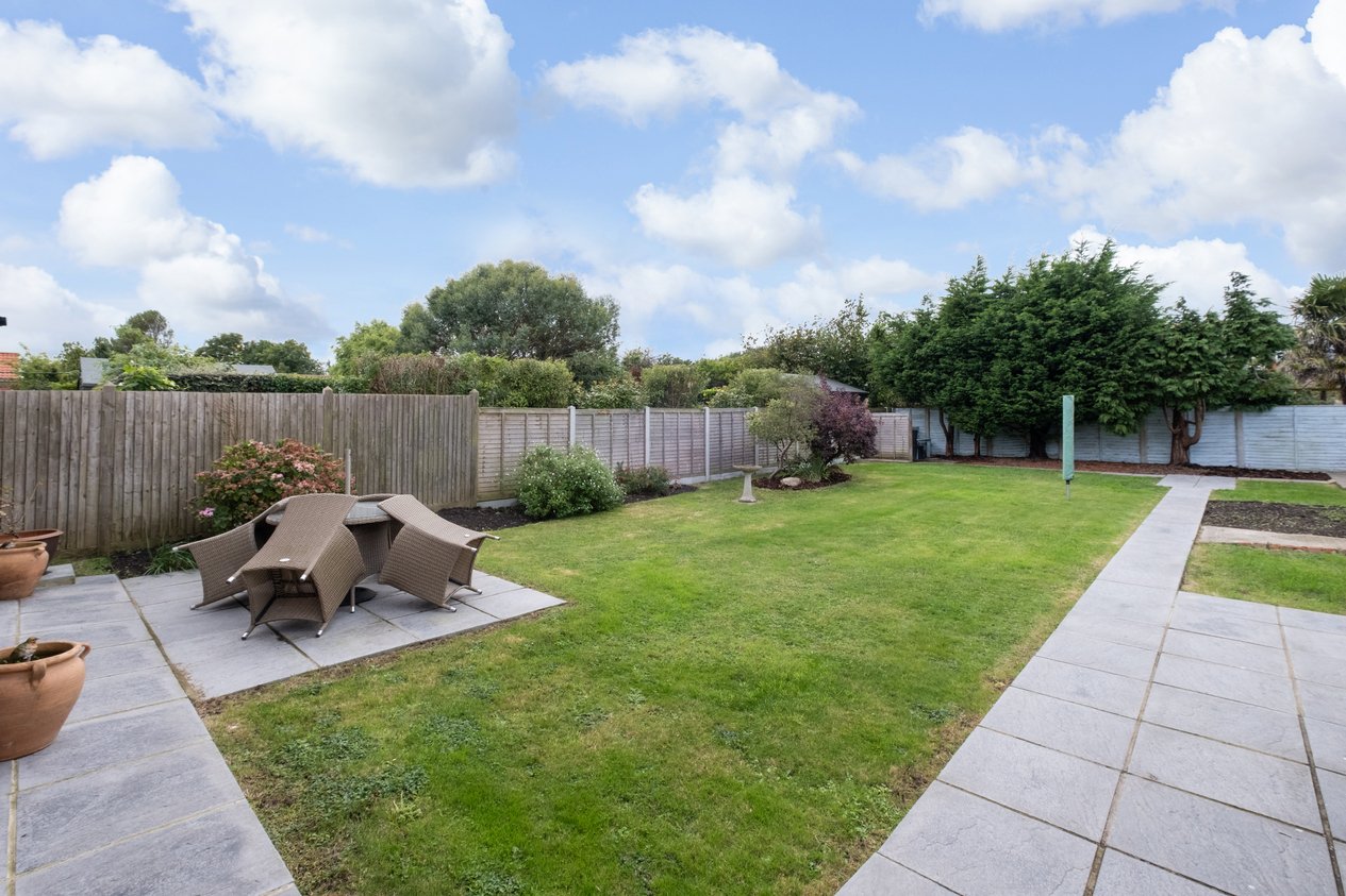 Properties For Sale in Hardy Road New Romney