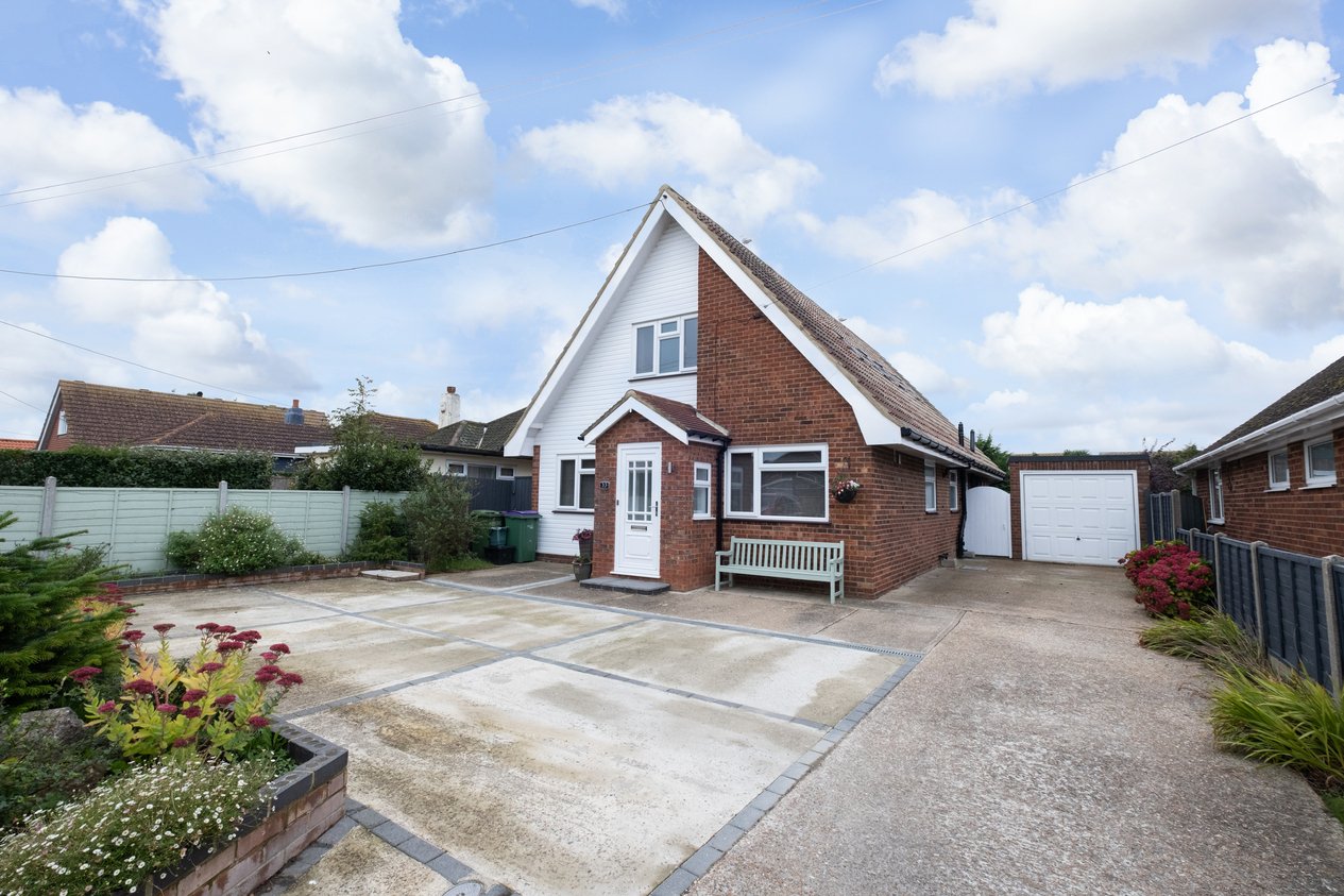 Properties For Sale in Hardy Road New Romney