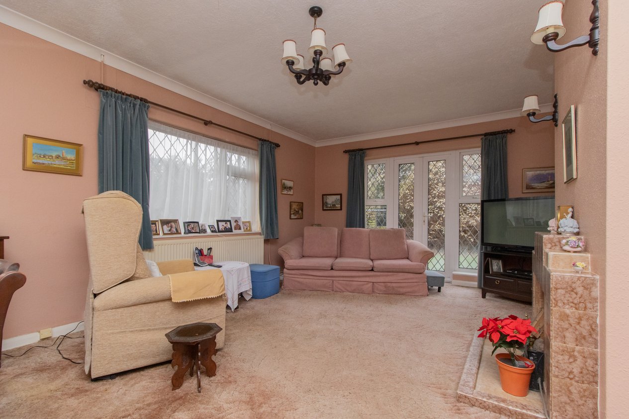 Properties Under Offer in Harmsworth Gardens Broadstairs