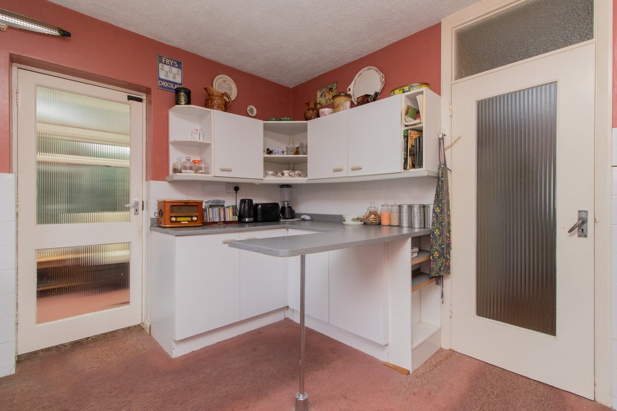 Properties Under Offer in Harmsworth Gardens Broadstairs
