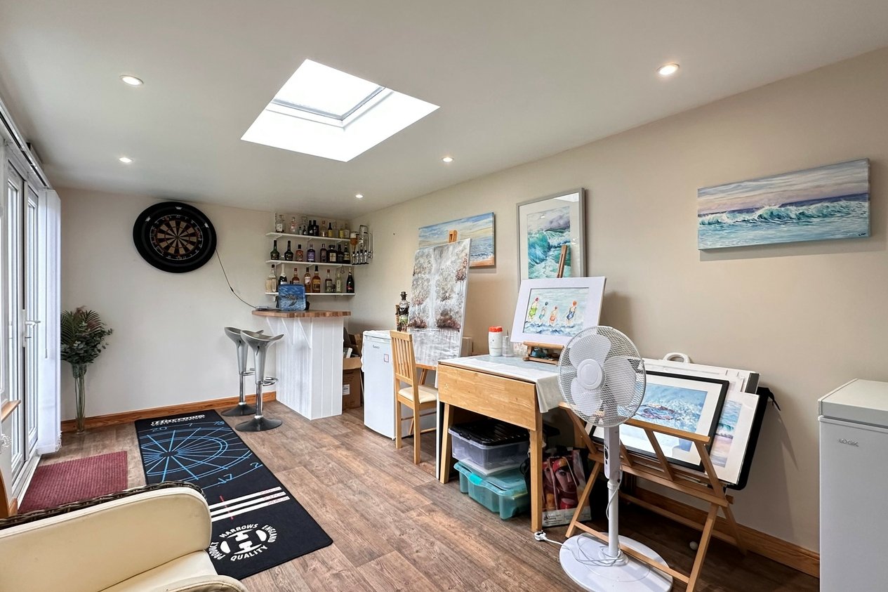 Properties Under Offer in Harold Road Birchington