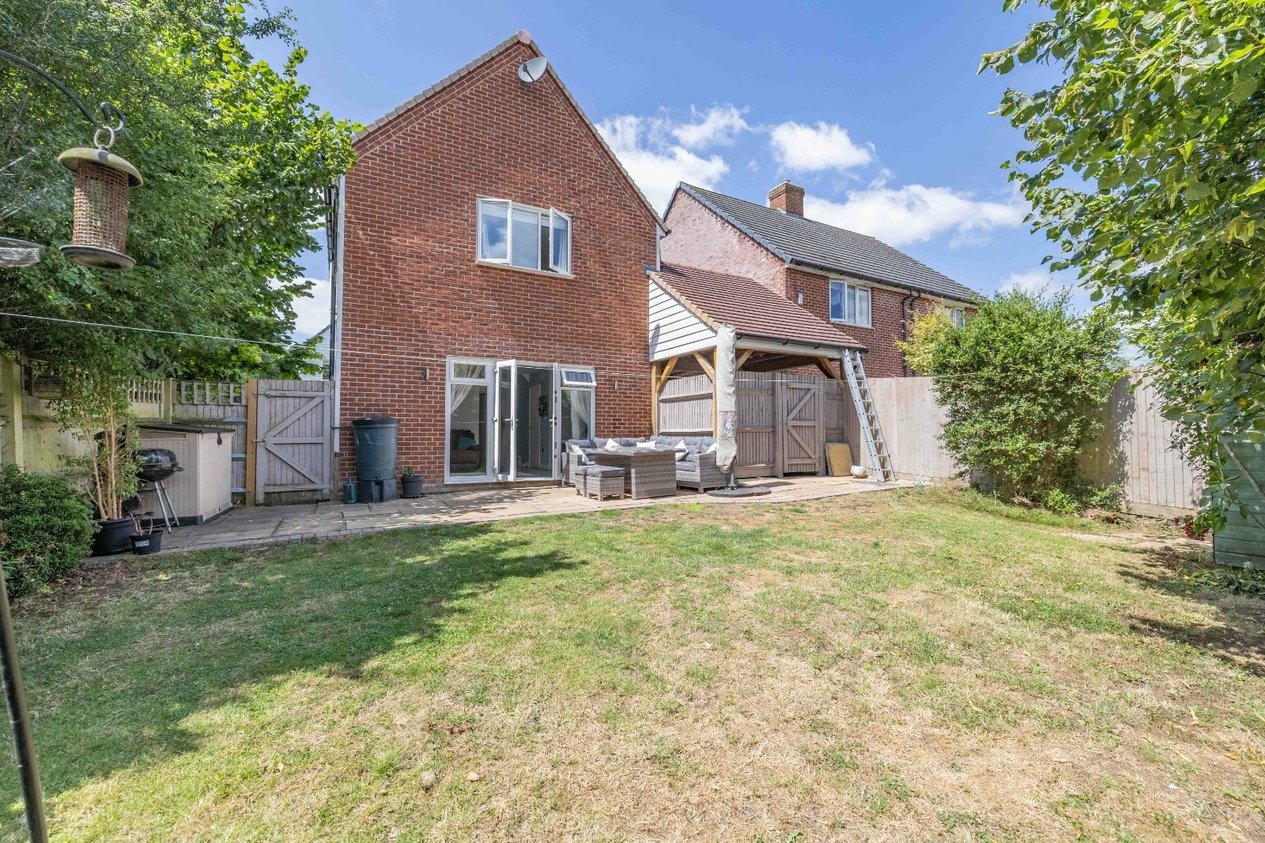 Properties Under Offer in Harry Saunders Lane Ashford