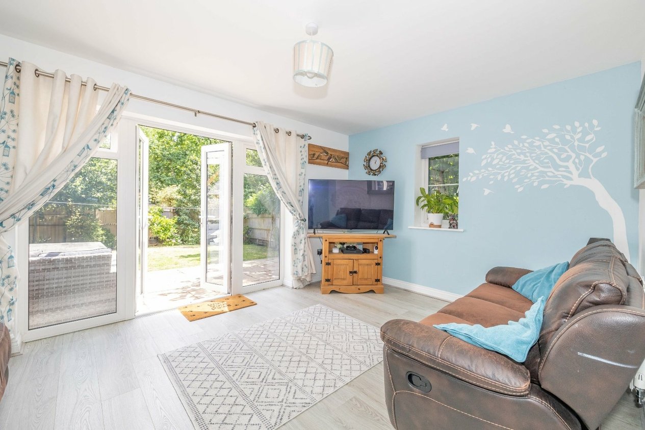 Properties Under Offer in Harry Saunders Lane Ashford
