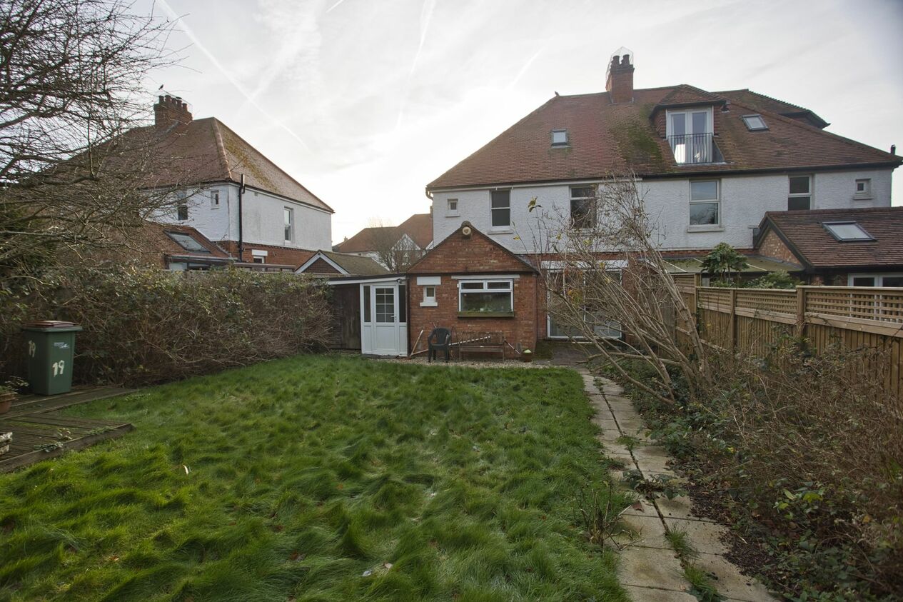 Properties Sold Subject To Contract in Hasborough Road  Folkestone