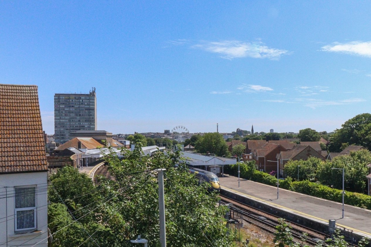 Properties For Sale in Hatfeild Road Margate