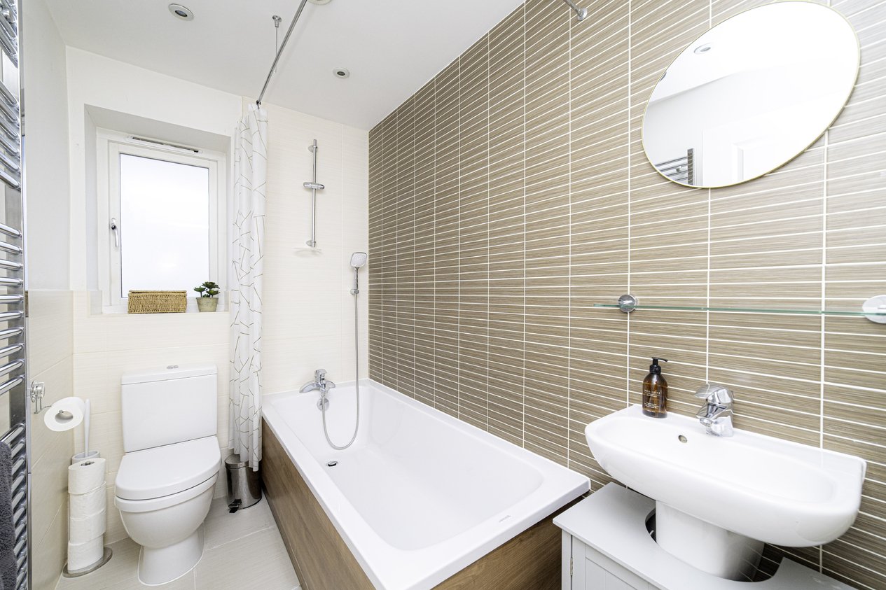 Properties For Sale in Havillands Place Ashford
