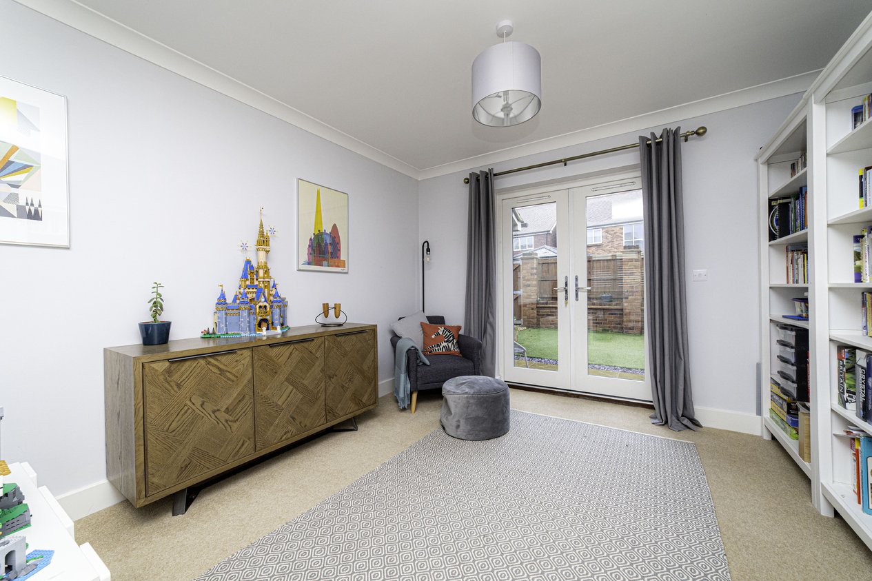 Properties For Sale in Havillands Place Ashford
