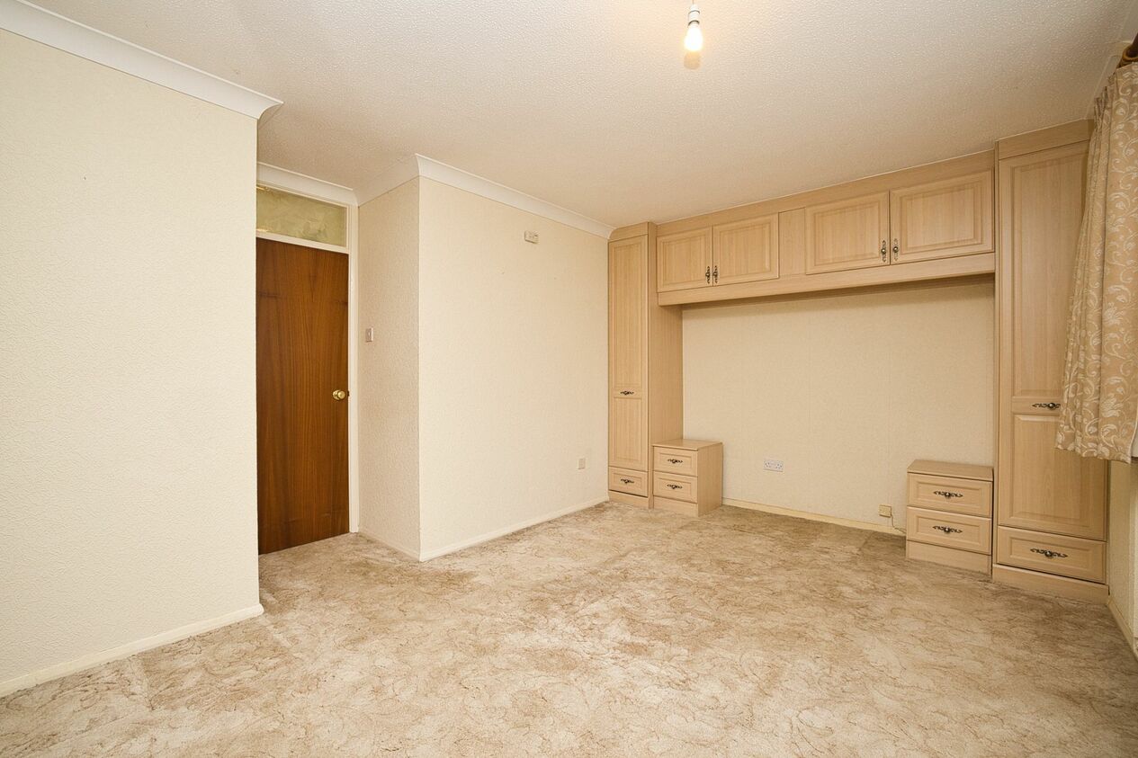 Properties For Sale in Hawkhurst Way  Broadstairs