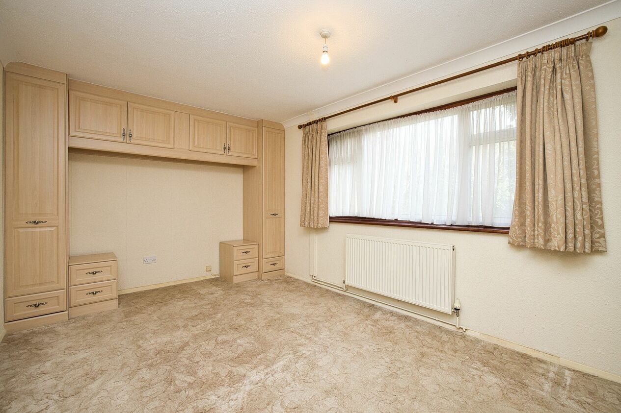 Properties For Sale in Hawkhurst Way  Broadstairs