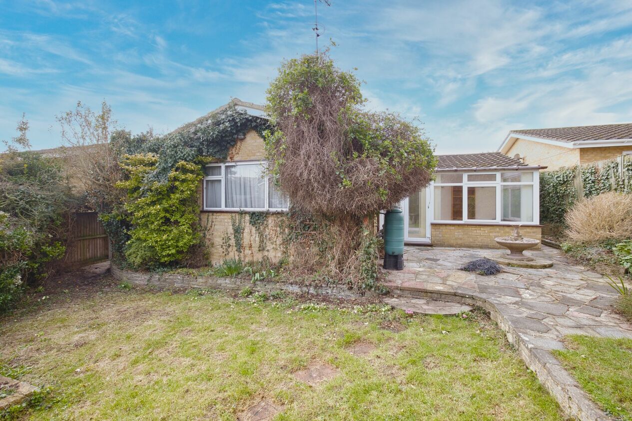 Properties For Sale in Hawkhurst Way  Broadstairs