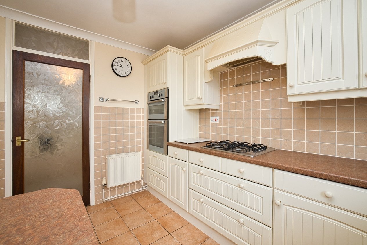 Properties Under Offer in Hawkhurst Way Broadstairs