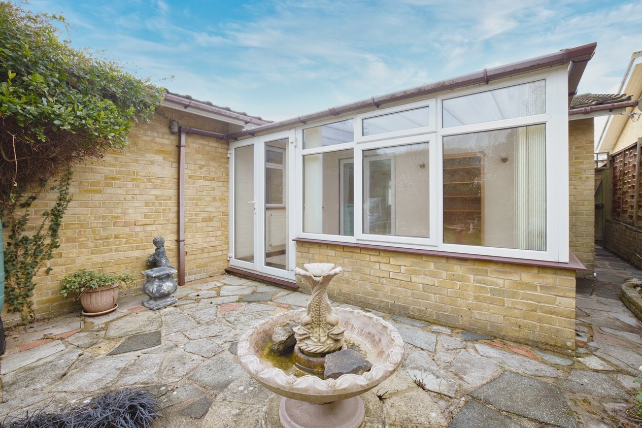 Properties Under Offer in Hawkhurst Way Broadstairs