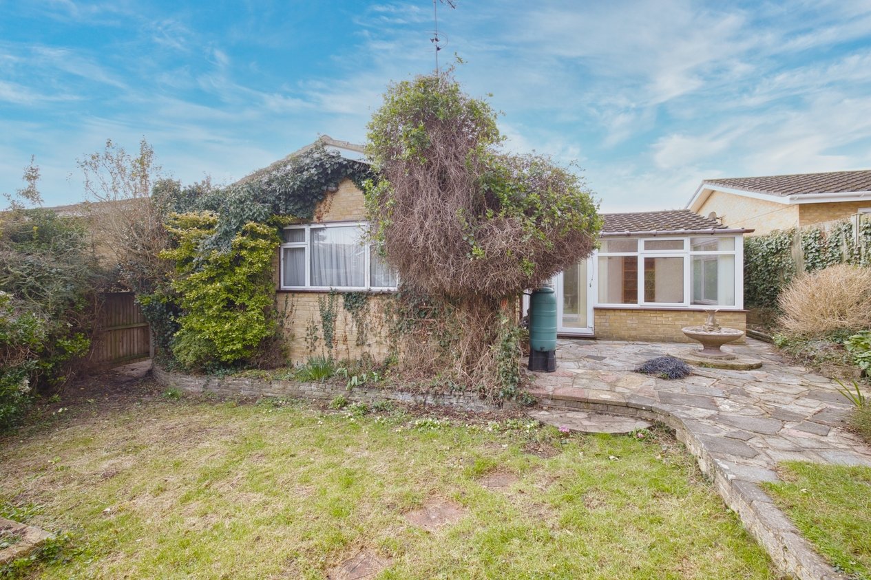 Properties Under Offer in Hawkhurst Way Broadstairs