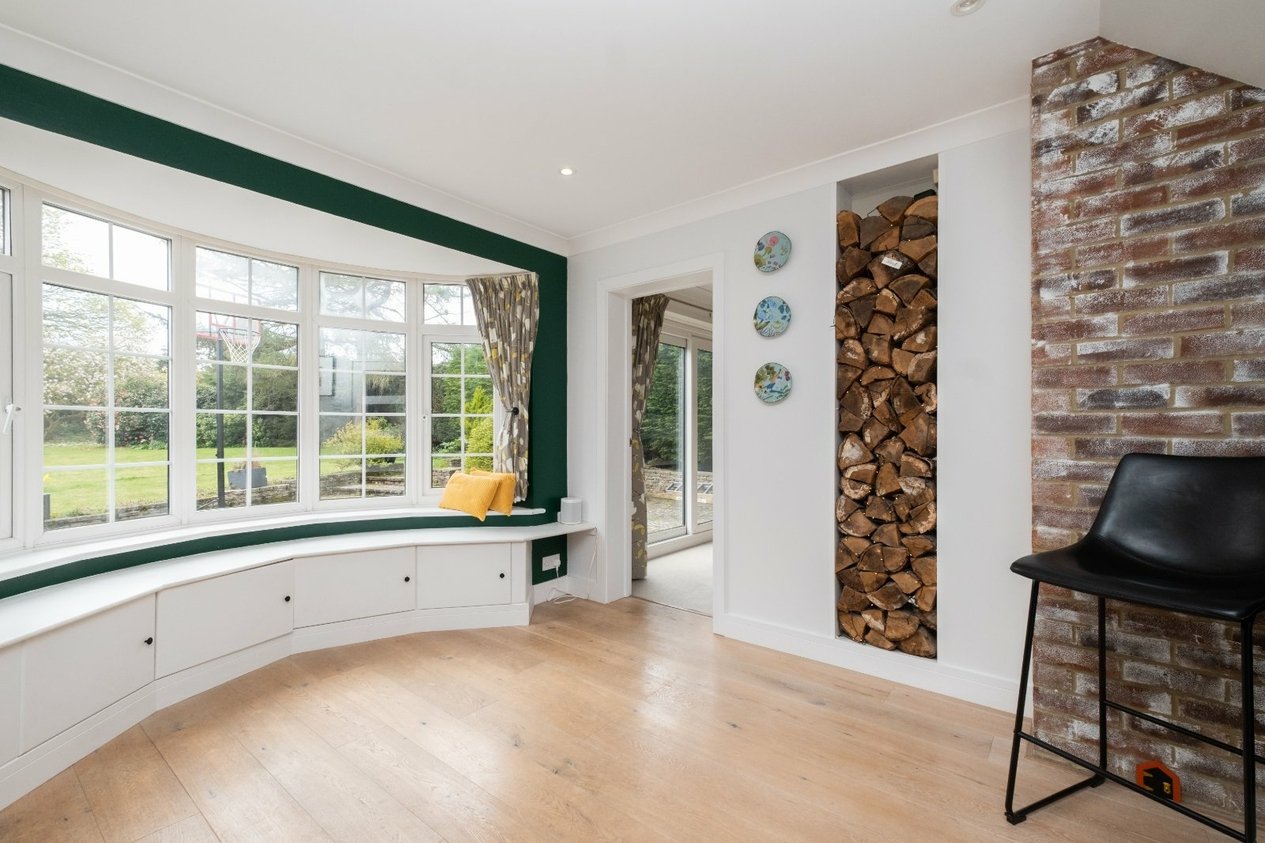 Properties Under Offer in Hawksdown Walmer Deal