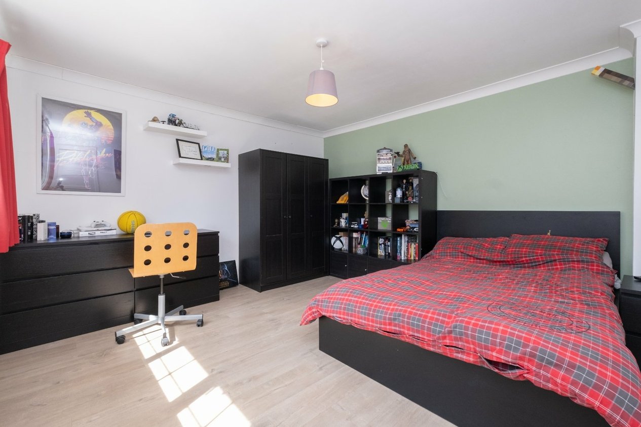 Properties Under Offer in Hawksdown Walmer Deal