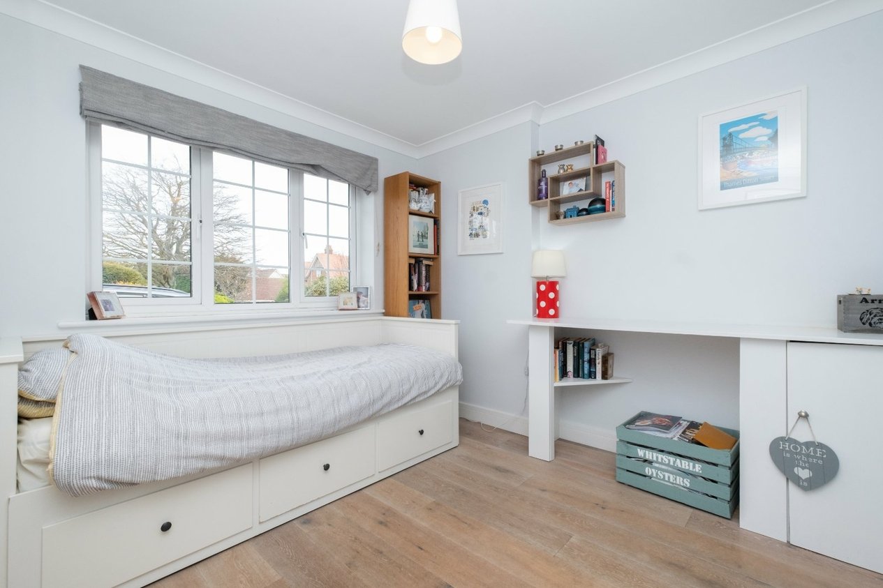 Properties Under Offer in Hawksdown Walmer Deal