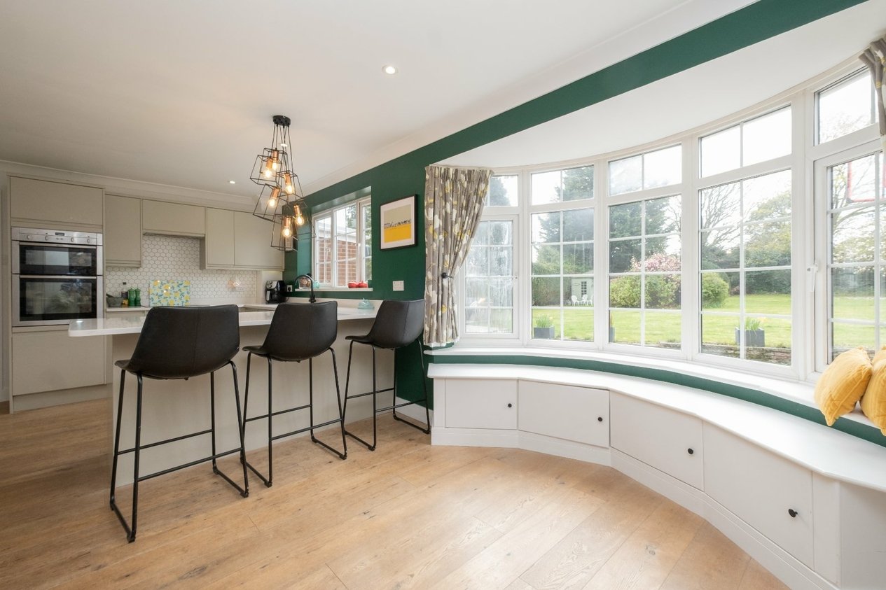 Properties Under Offer in Hawksdown Walmer Deal