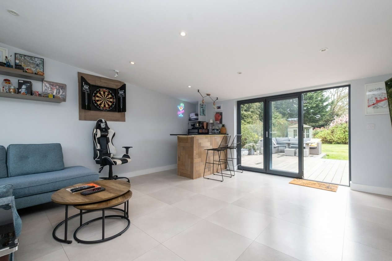 Properties Under Offer in Hawksdown Walmer Deal