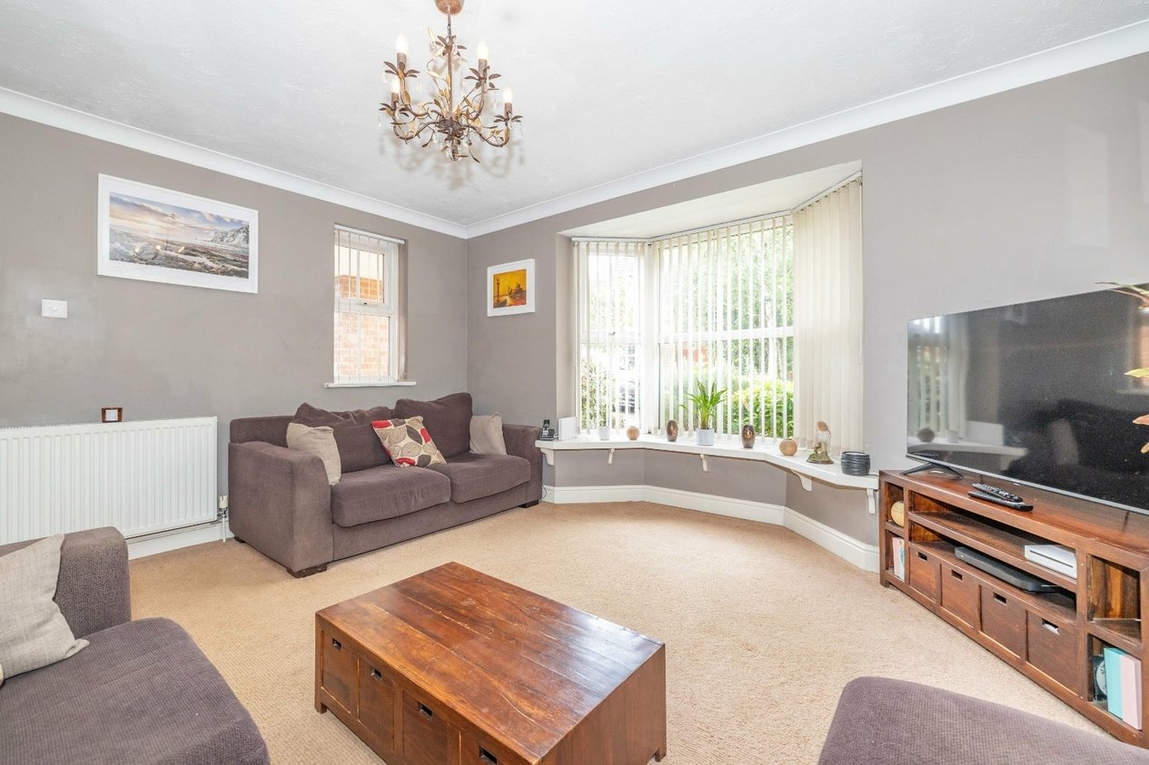Properties For Sale in Hawthorn Road Kingsnorth
