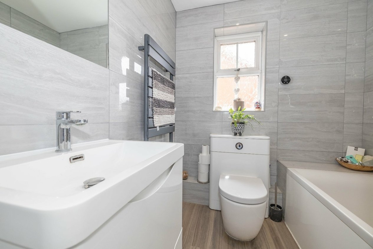 Properties For Sale in Hawthorn Road Kingsnorth