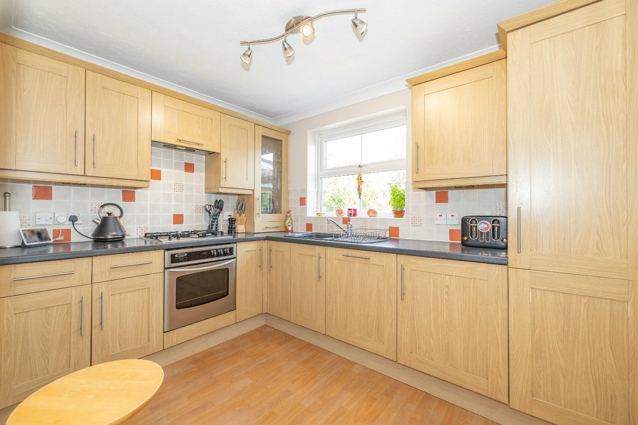 Properties For Sale in Hawthorn Road Kingsnorth
