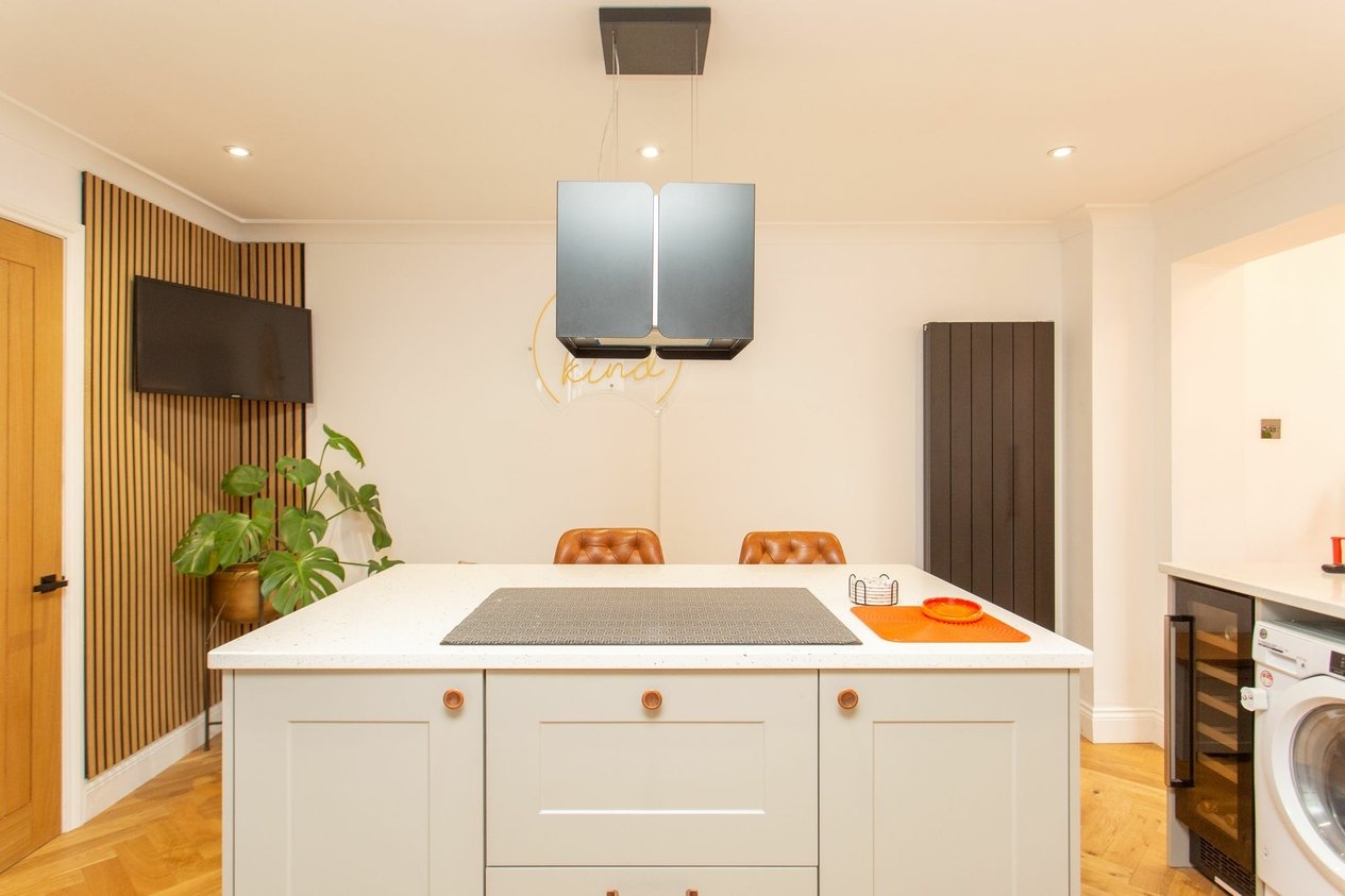 Properties For Sale in Hawthorne Close  Eythorne