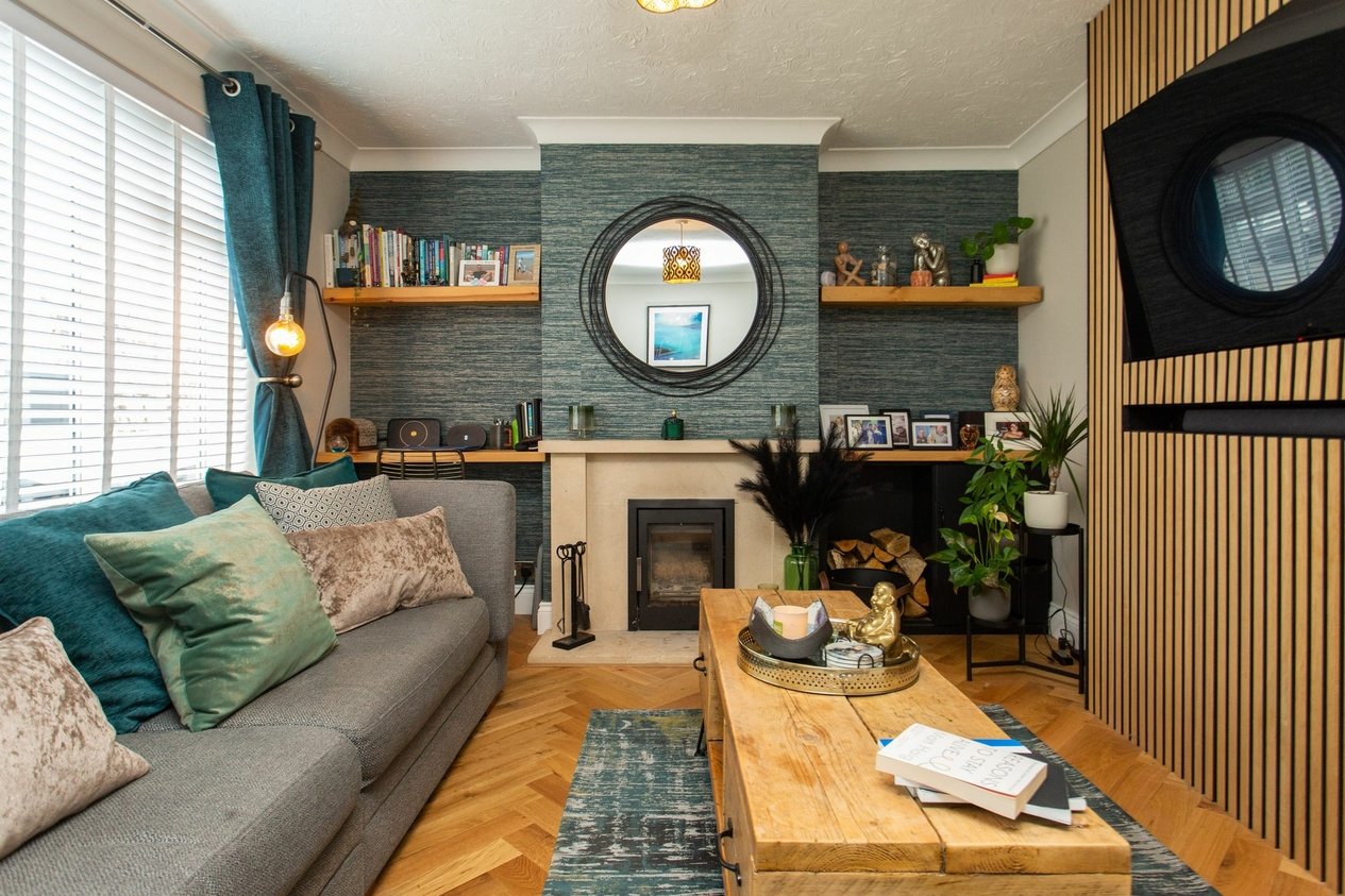 Properties For Sale in Hawthorne Close  Eythorne