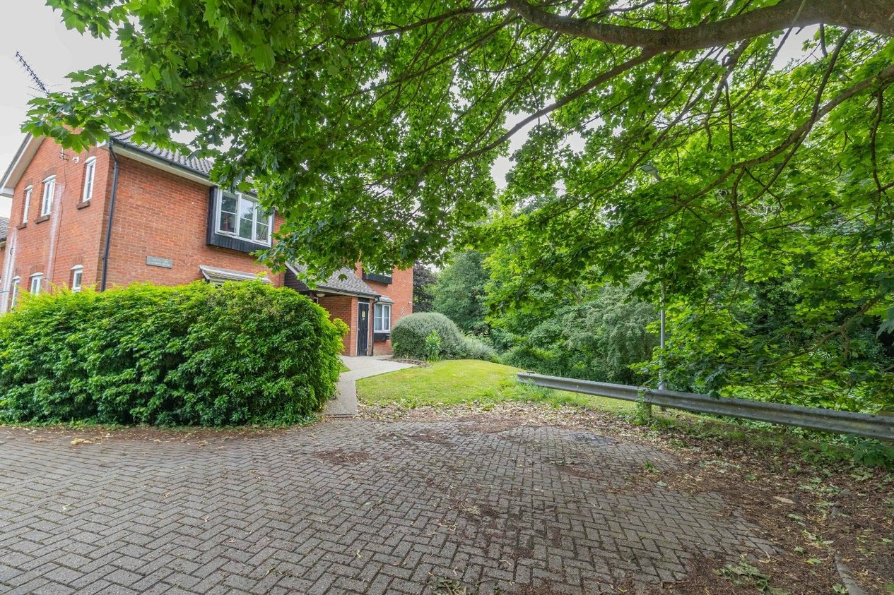 Properties For Sale in Hazebrouck Road Faversham