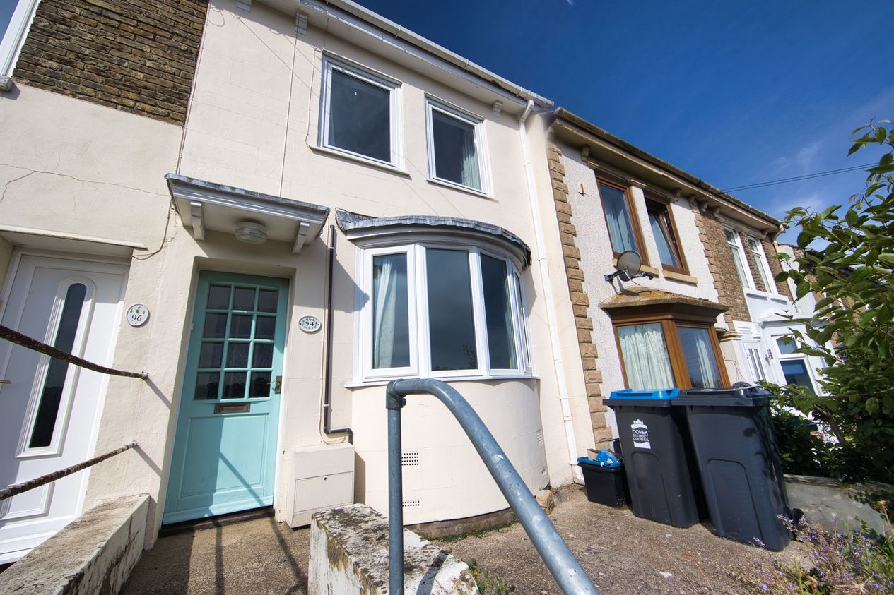 Properties Sold Subject To Contract in Heathfield Avenue  Dover