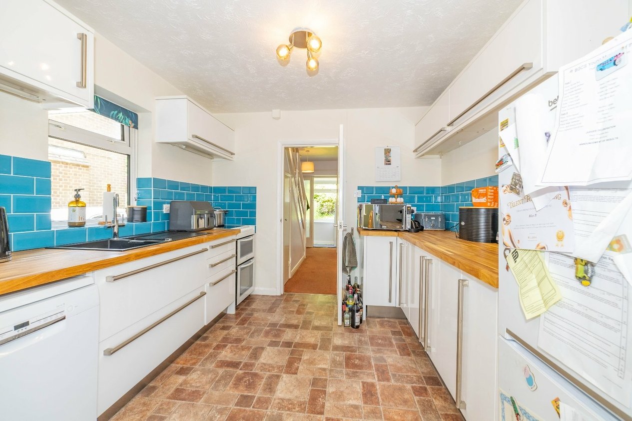 Properties For Sale in Heathfield Way Barham
