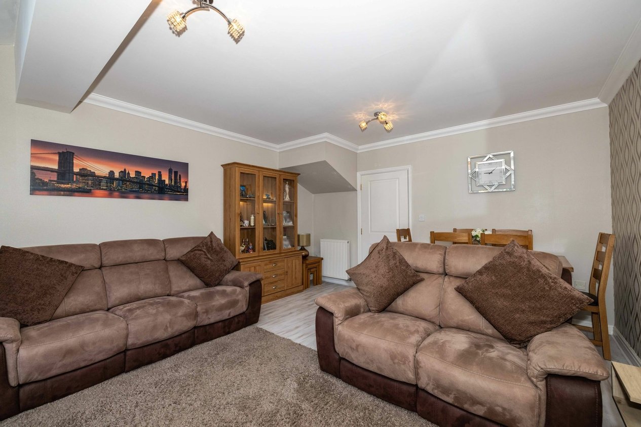 Properties For Sale in Hedgers Way  Kingsnorth