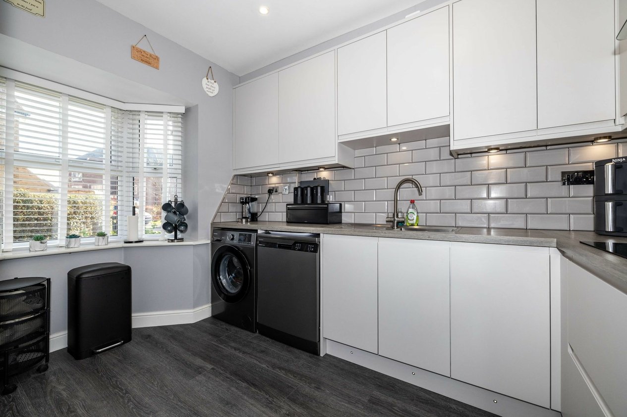 Properties For Sale in Hedgers Way  Kingsnorth