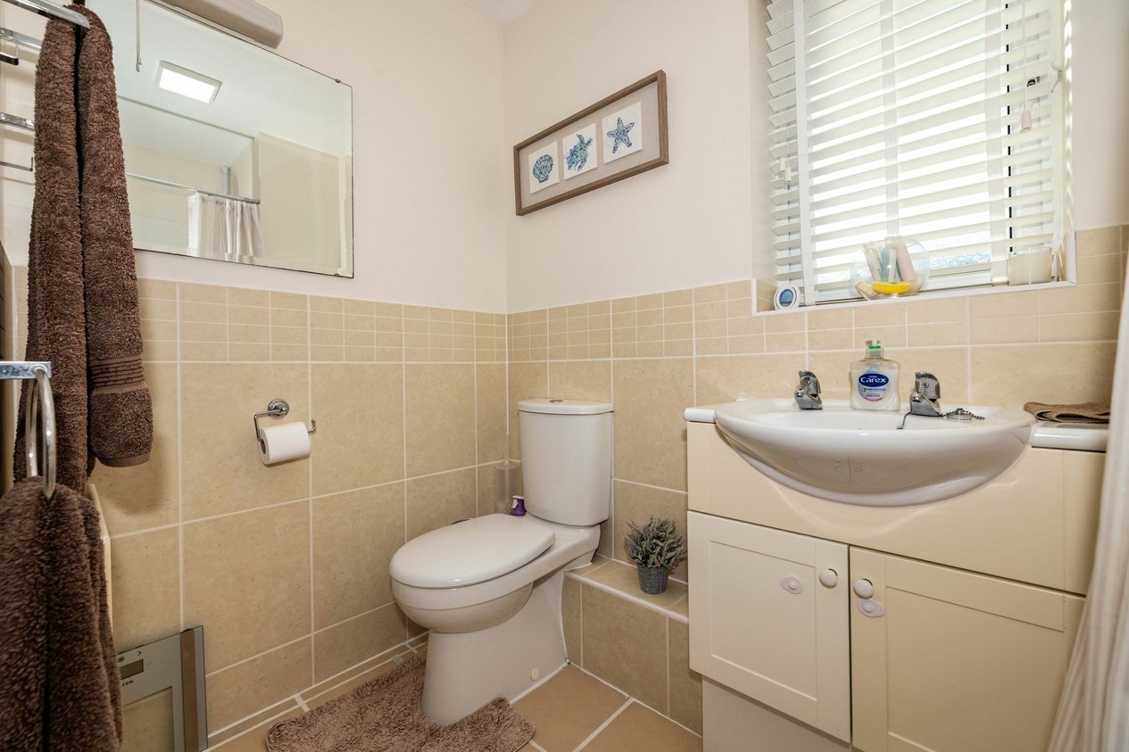 Properties For Sale in Hedgers Way  Kingsnorth