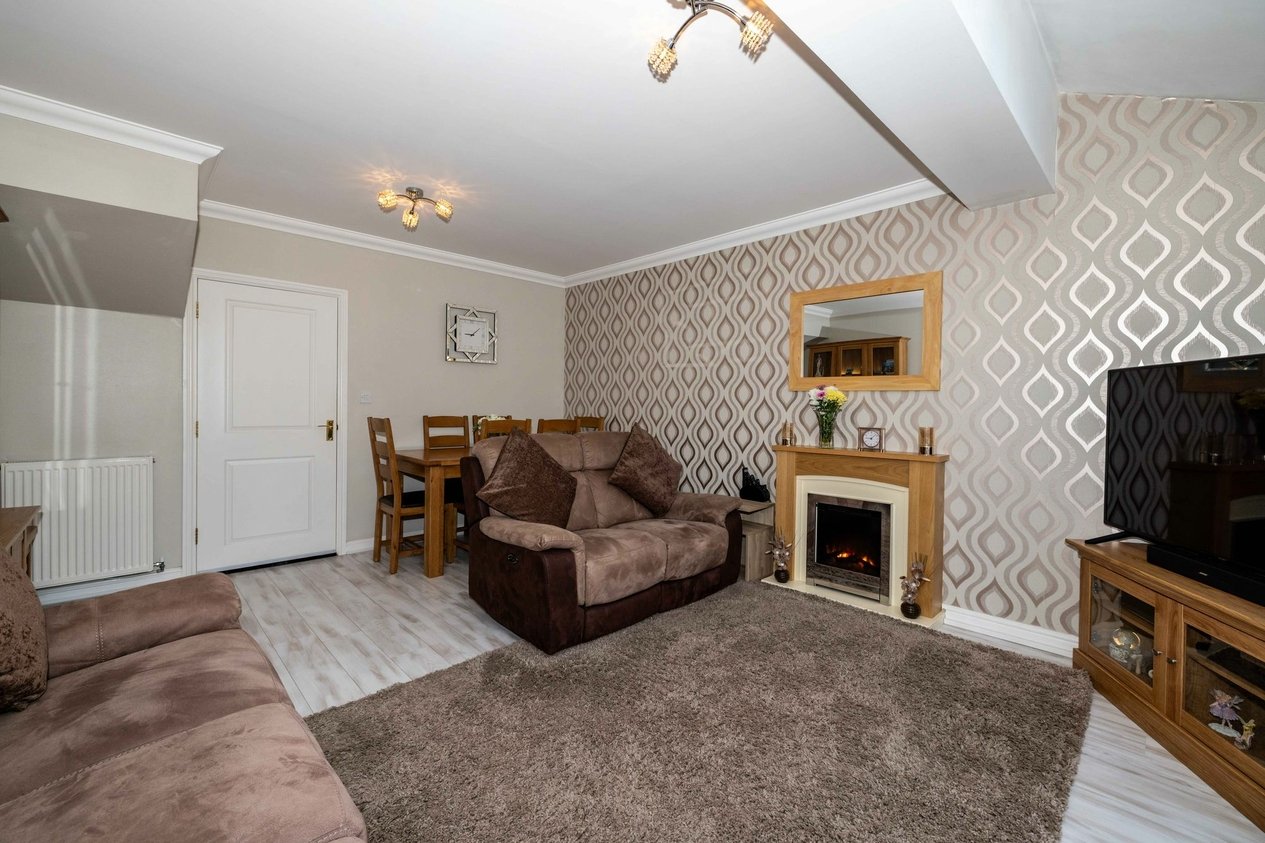 Properties For Sale in Hedgers Way  Kingsnorth
