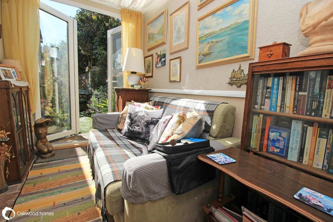 Properties Under Offer in Helena Avenue 